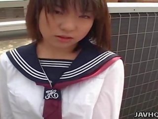 Japonesa joven joven dama chupa polla sin censura