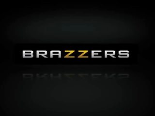 Brazzers - dreckig masseur - büro reiben nach unten szene starring breanne benson mick blau