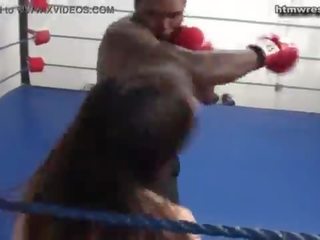 Fekete férfi boksz beast vs apró fehér tizenéves ryona