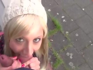 Lena-Loch - Public - Blowjob am Bahnsteig und Cumshot