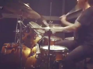 Felicity feline drumming em som studios