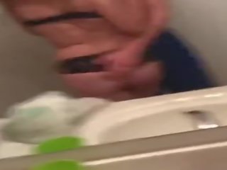 Homemade Teen Blowjob In The Bath