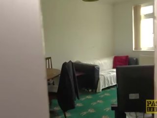 Hardfucked mic subslut cireașă engleză ciocanul de expert