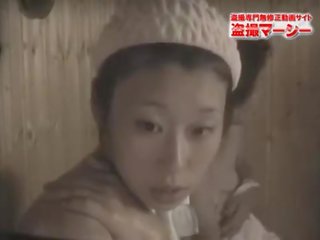 Giappone donne sauna voyeur 4