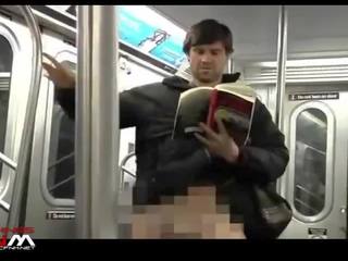 Big Group Of Men & Women Strip Naked For Nyc No Un