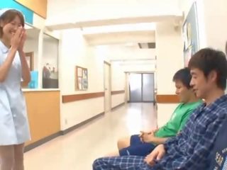 Sleaze asiática enfermeira bjing 3 yonkers em o hospital