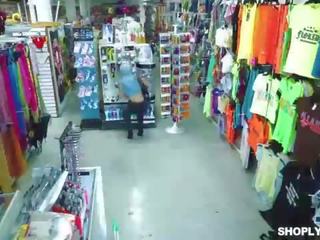 青少年 shoplifter 亞歷克斯 哈珀 值得 一 華麗 成人 電影