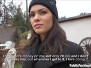 נבזי צ'כית נערה suzy פַּעֲמוֹן מקבל שלה כוס הלם ל כסף