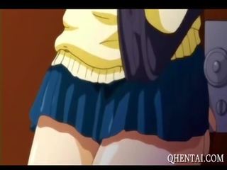 Hentai chiquitín golpes y frotaciones polla con lujuria