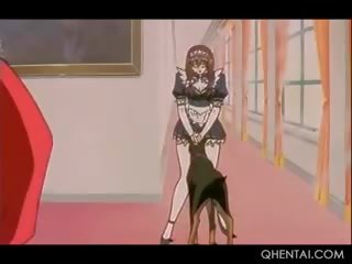 Hentai maids neuken strapon in gangbang voor hun dame