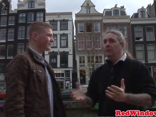 Blond redlight eskortera doggystyled av turist