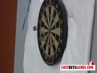 Proužek darts a někteří mučení